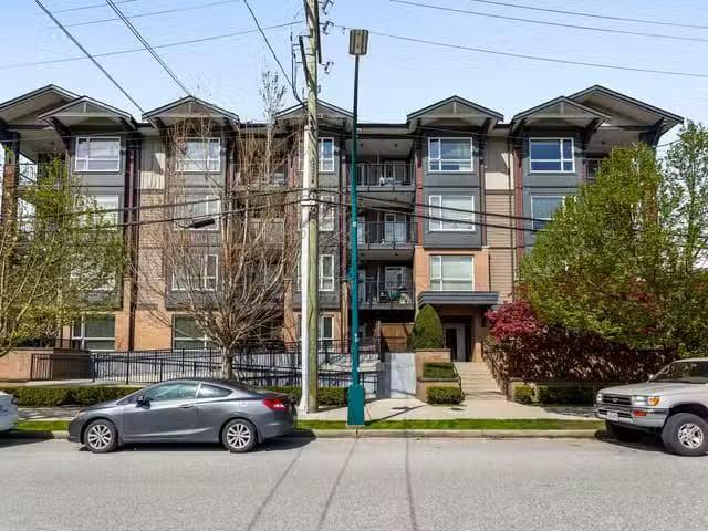Condo for sale in Port Coquitlam, British Columbia