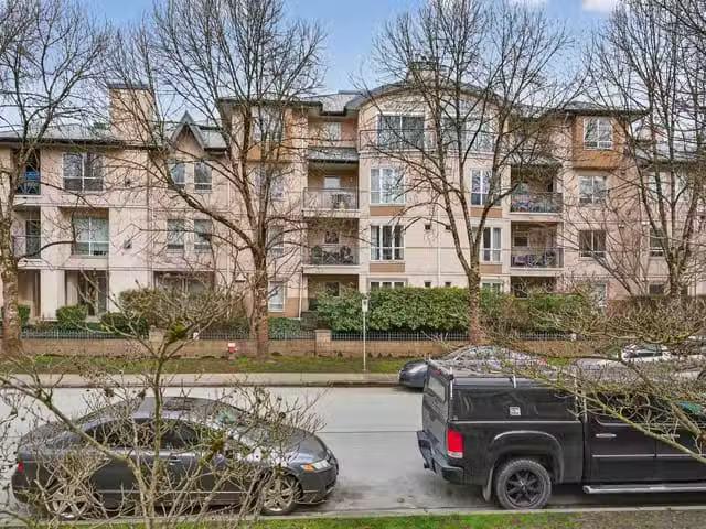 Condo for sale in Port Coquitlam, British Columbia