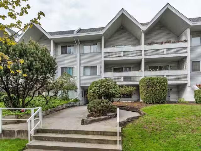 Condo for sale in Port Coquitlam, British Columbia