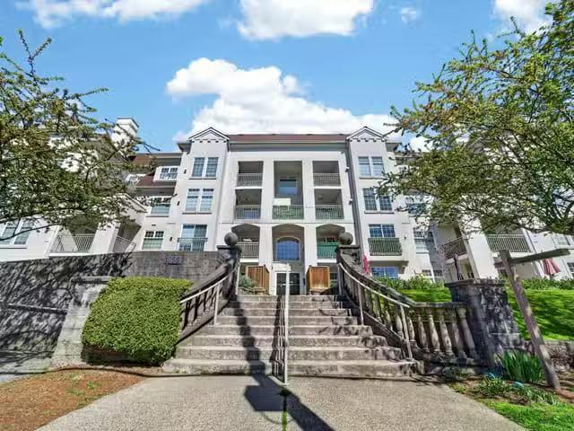 Condo for sale in Port Coquitlam, British Columbia