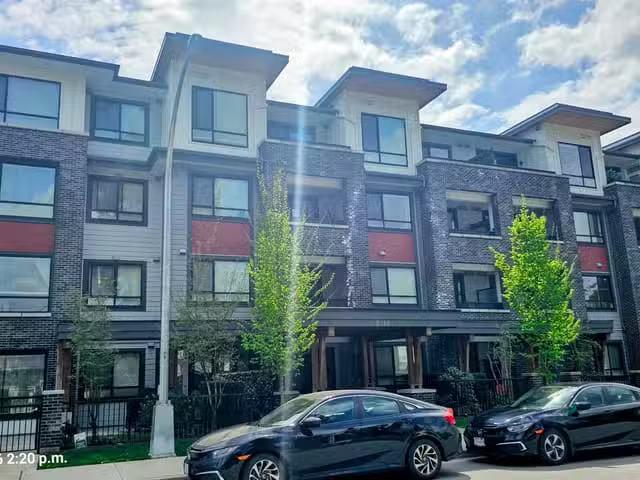 Condo for sale in Port Coquitlam, British Columbia