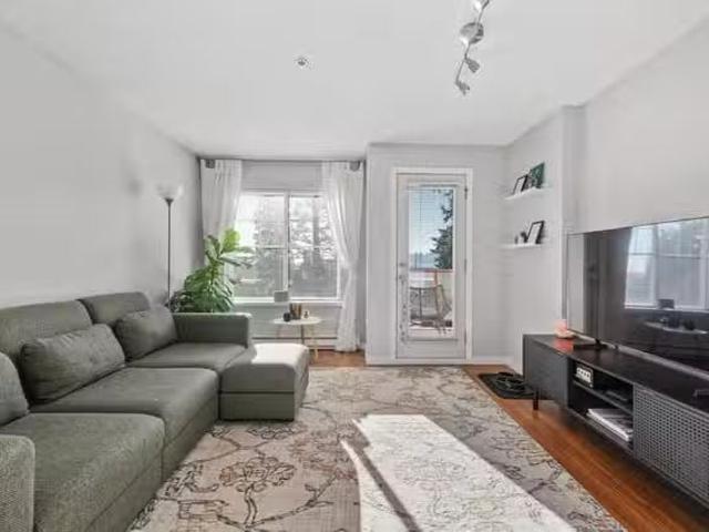 Condo for sale in Port Coquitlam, British Columbia