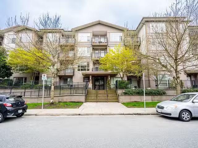 Condo for sale in Port Coquitlam, British Columbia