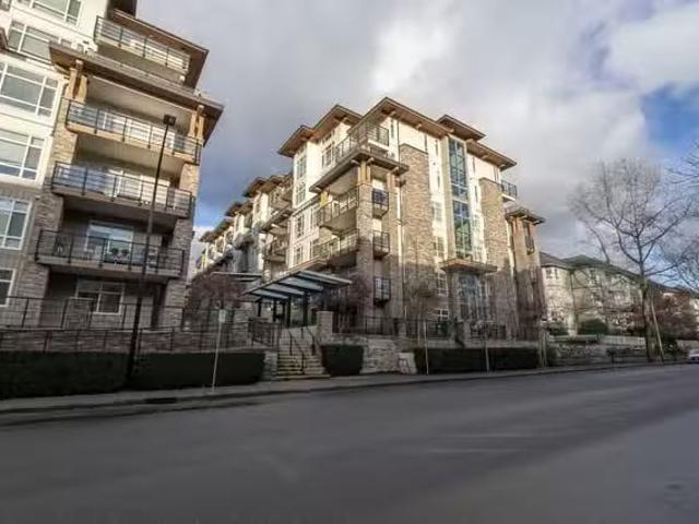 Condo for sale in Port Coquitlam, British Columbia