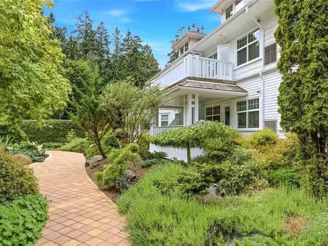 Condo for sale in Qualicum Beach, British Columbia