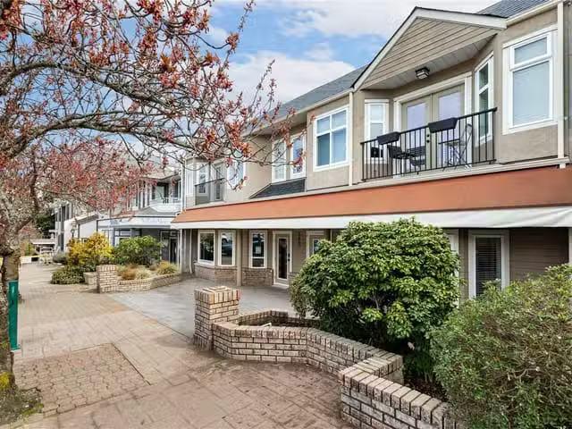 Condo for sale in Qualicum Beach, British Columbia