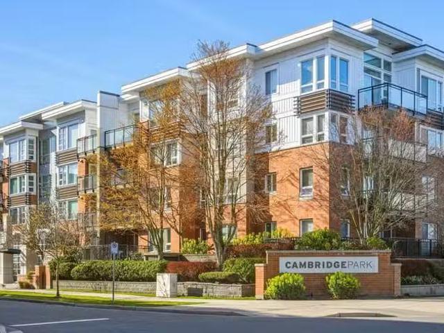 Condo for sale in Ville de Richmond, Estrie
