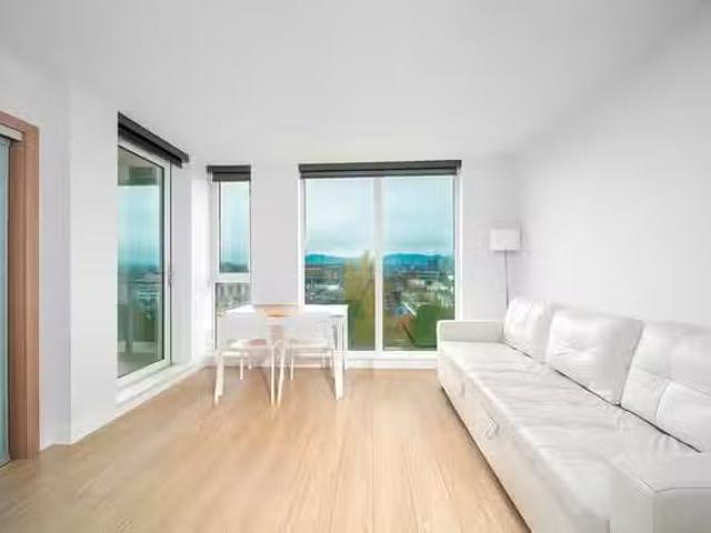 Condo for sale in Ville de Richmond, Estrie