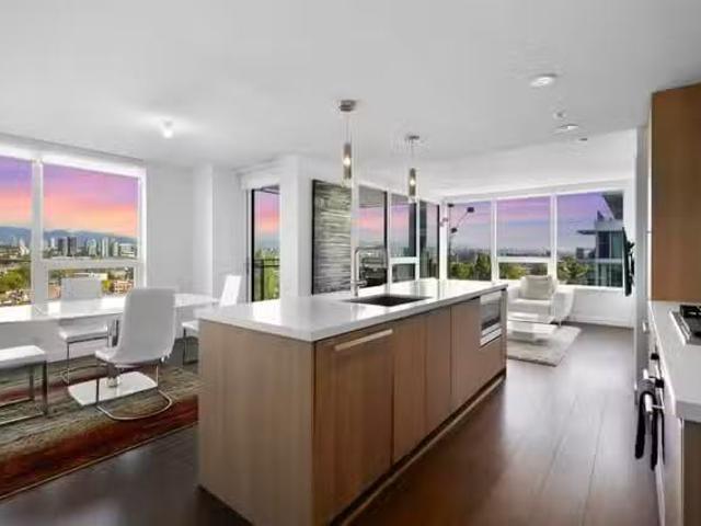 Condo for sale in Ville de Richmond, Estrie