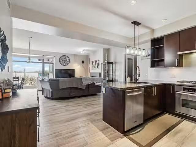 Condo for sale in Le Val-saint-françois, Quebec