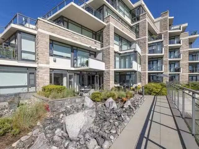 Condo for sale in Sechelt, British Columbia
