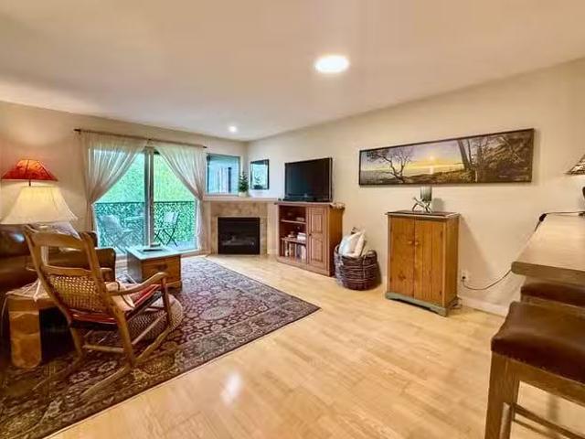 Condo for sale in Sechelt, British Columbia