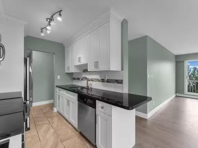 Condo for sale in Surrey, Metro Vancouver Regional District