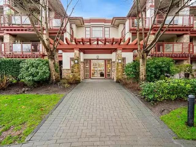 Condo for sale in Surrey, British Columbia