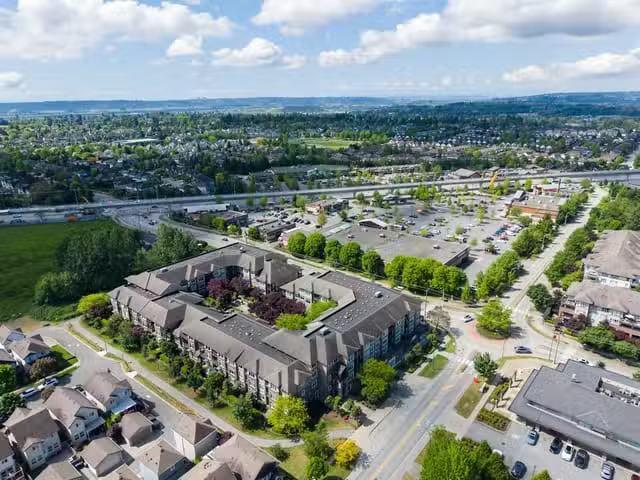 Condo for sale in Surrey, British Columbia