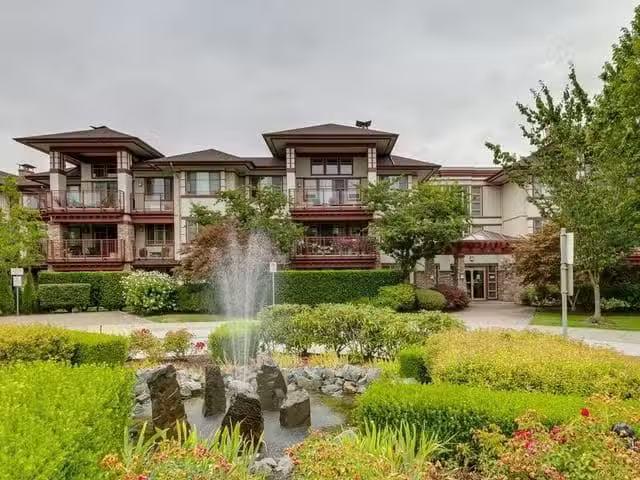 Condo for sale in Surrey, British Columbia