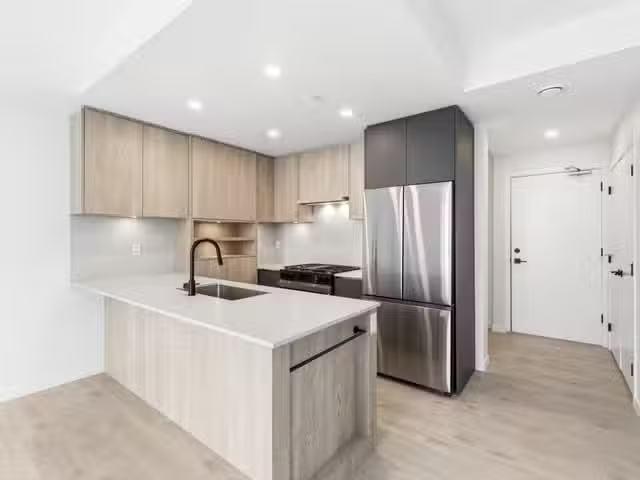 Condo for sale in Surrey, British Columbia