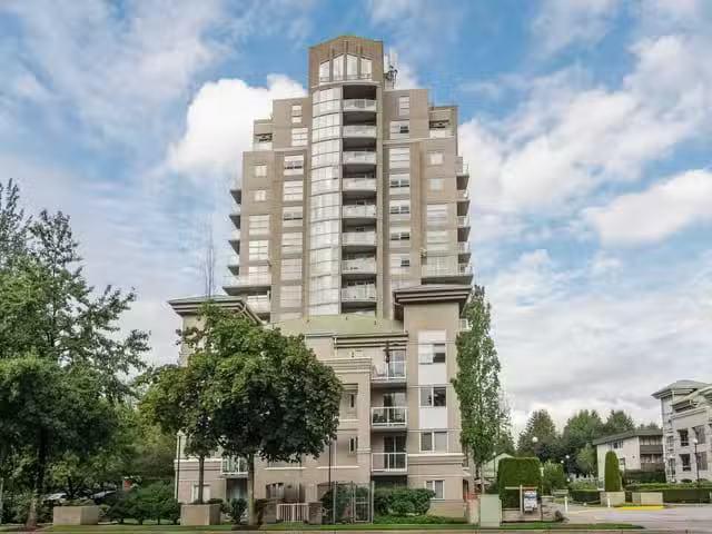 Condo for sale in Surrey, British Columbia