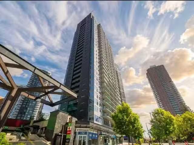 Condo for sale in Surrey, British Columbia