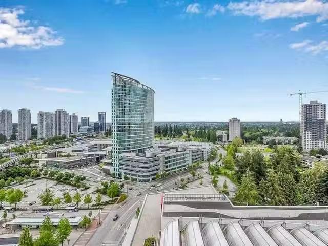 Condo for sale in Surrey, British Columbia