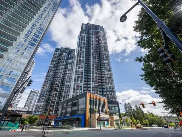 Condo for sale in Surrey, British Columbia