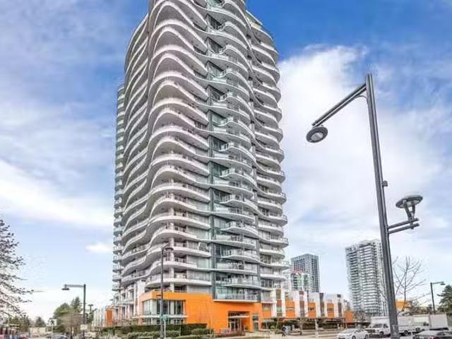Condo for sale in Surrey, British Columbia