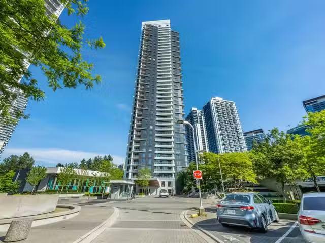 Condo for sale in Surrey, British Columbia