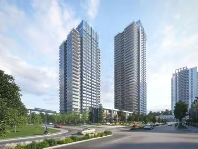 Condo for sale in Surrey, British Columbia