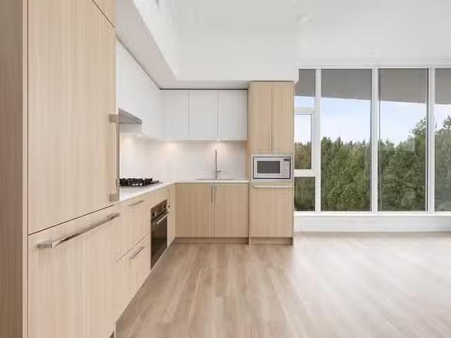 Condo for sale in Surrey, British Columbia