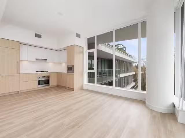 Condo for sale in Surrey, British Columbia