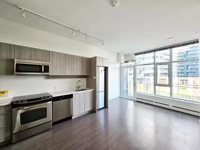 Condo for sale in Surrey, British Columbia