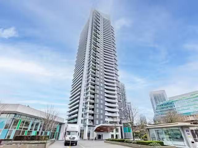 Condo for sale in Surrey, British Columbia
