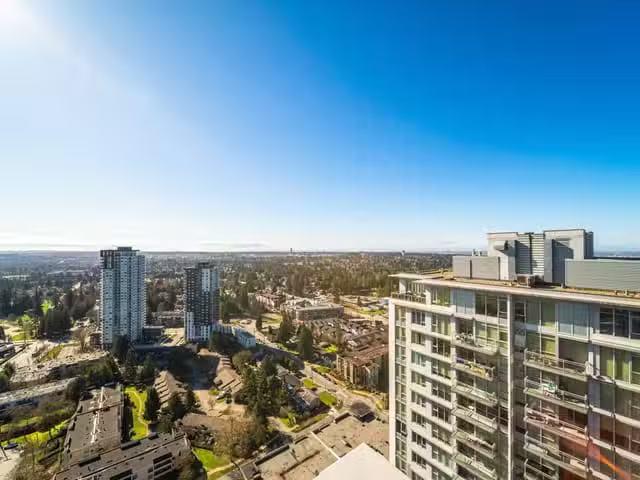 Condo for sale in Surrey, British Columbia
