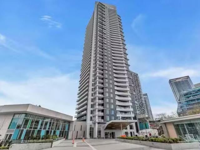 Condo for sale in Surrey, British Columbia