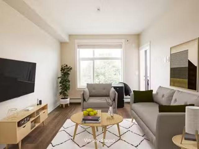 Condo for sale in Surrey, British Columbia