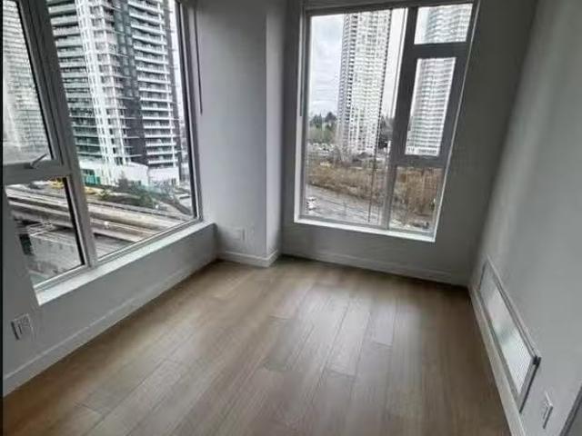Condo for sale in Surrey, British Columbia