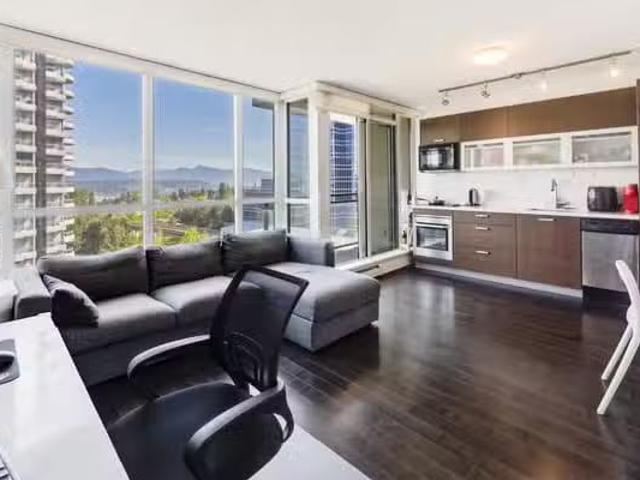 Condo for sale in Surrey, British Columbia