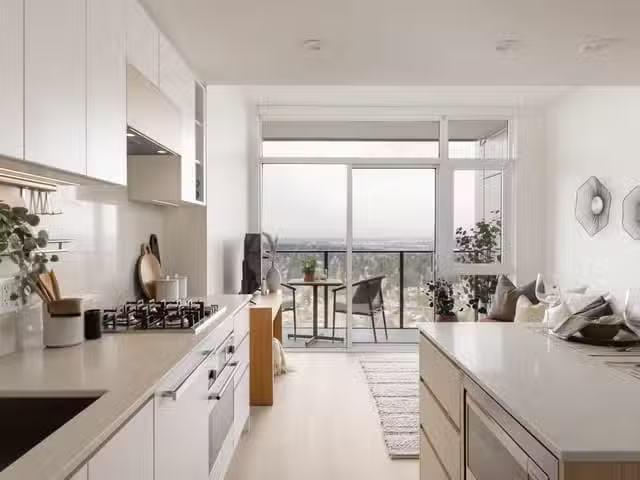 Condo for sale in Surrey, British Columbia
