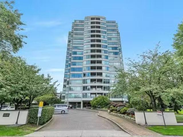 Condo for sale in Surrey, British Columbia
