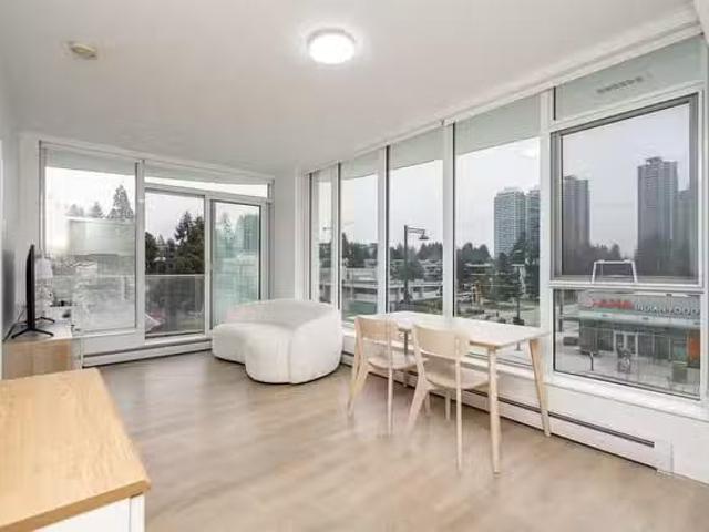 Condo for sale in Surrey, British Columbia