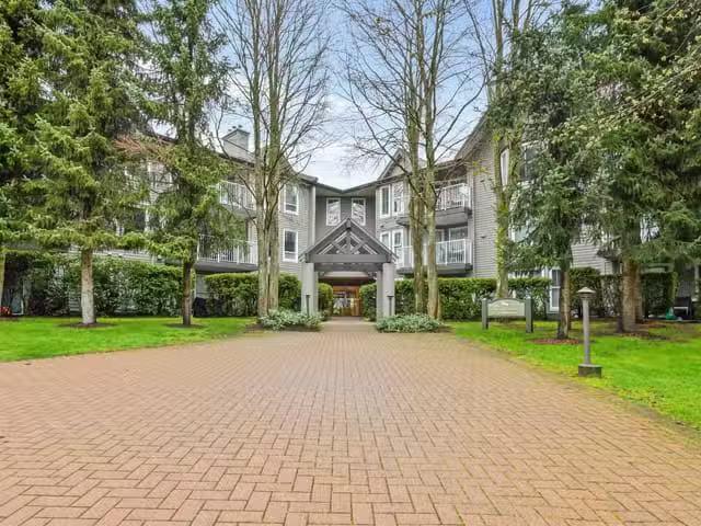 Condo for sale in Surrey, British Columbia