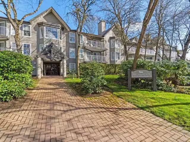 Condo for sale in Surrey, British Columbia