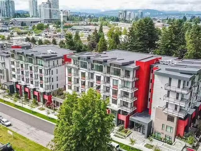 Condo for sale in Surrey, British Columbia