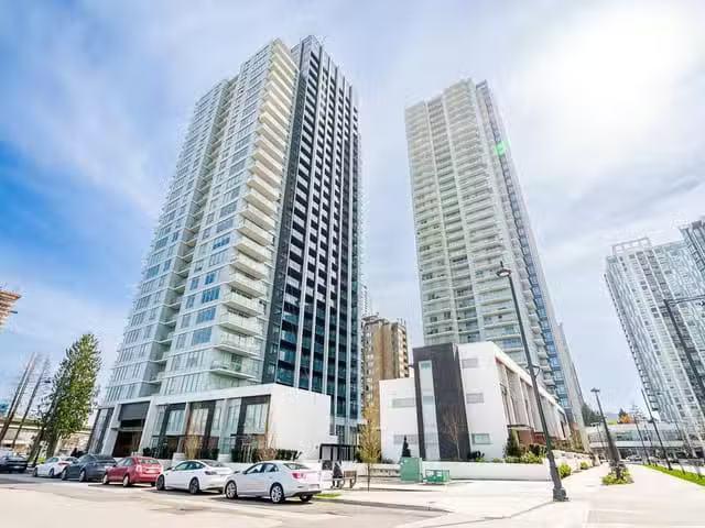 Condo for sale in Surrey, British Columbia
