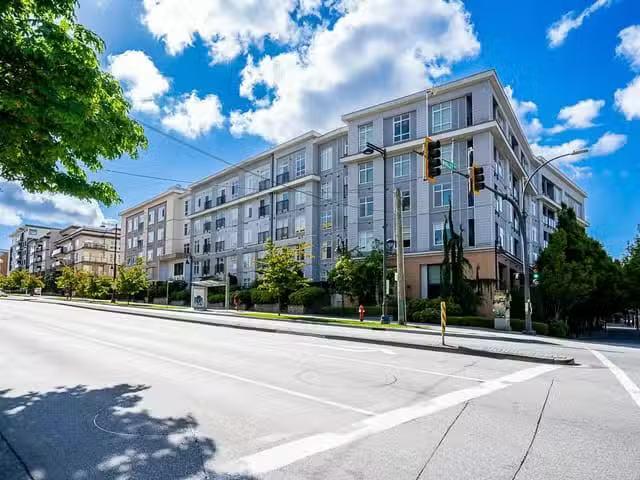 Condo for sale in Surrey, British Columbia