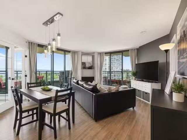 Condo for sale in Surrey, British Columbia
