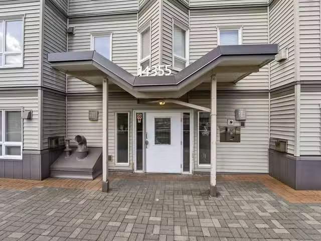 Condo for sale in Surrey, British Columbia