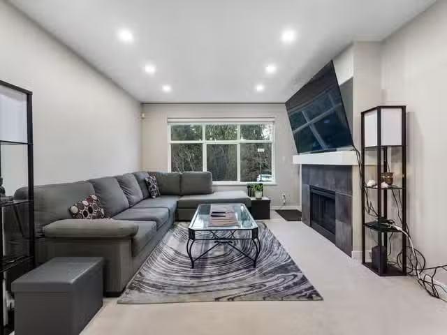 Condo for sale in Surrey, British Columbia