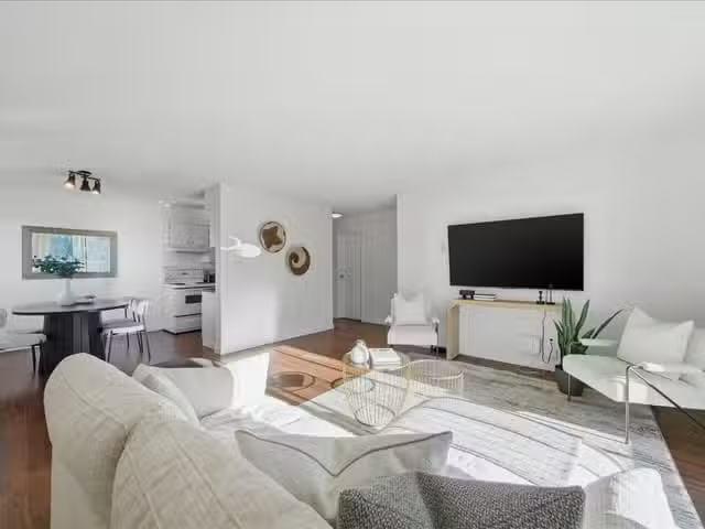 Condo for sale in Surrey, British Columbia