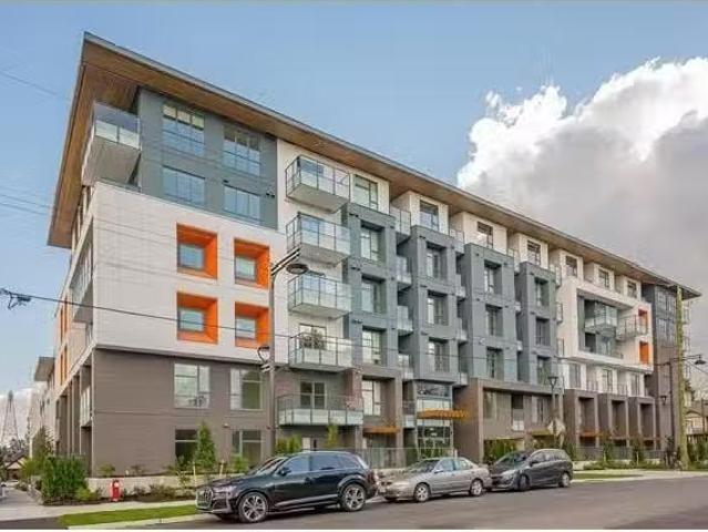 Condo for sale in Surrey, British Columbia
